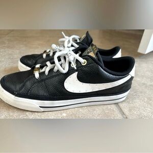 Nike Black and White Sneakers